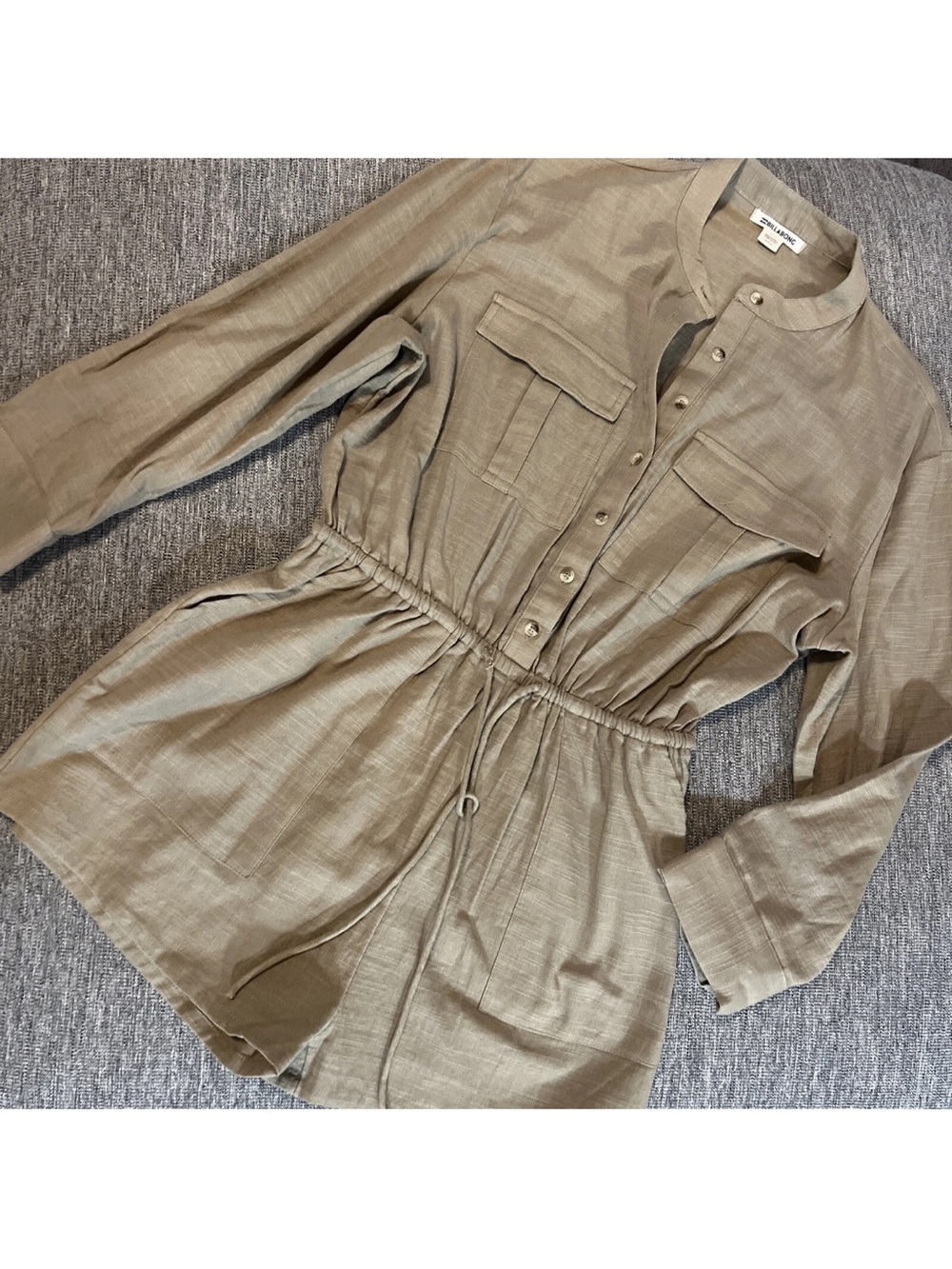 Billabong Women's Tan Long-Sleeve Button-Down Tie-Waist Romper Size Medium
